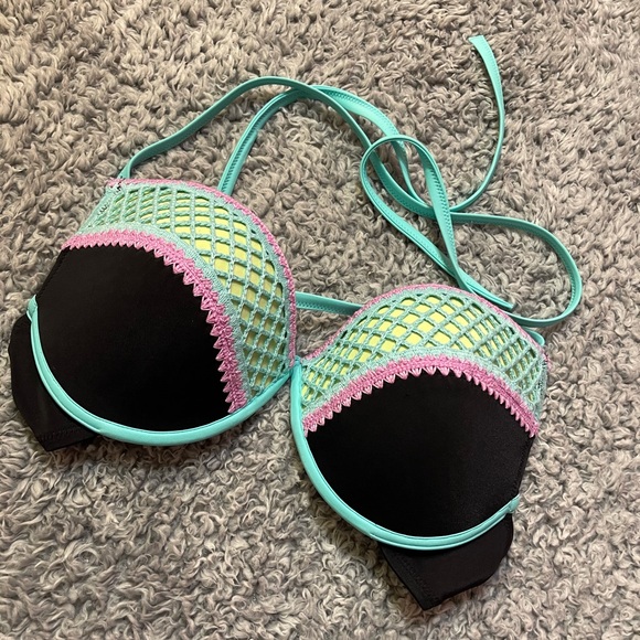 Target Bikini Top - Picture 2 of 3